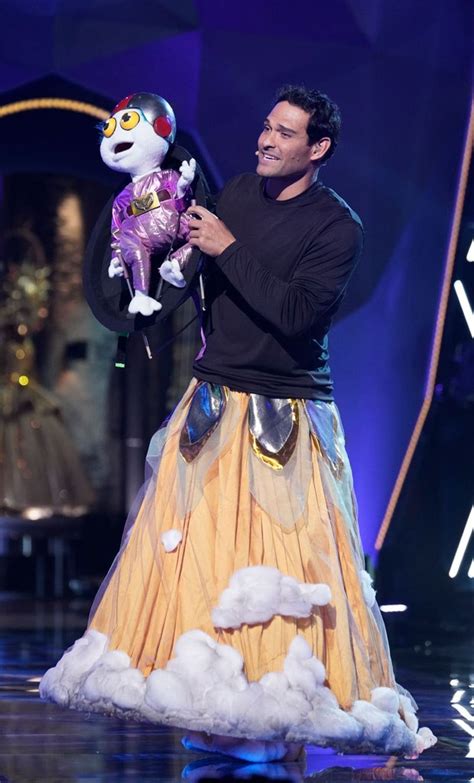 masked singer baby alien reveal.